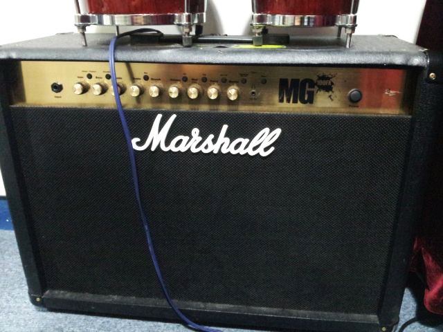 結他擴音器 Guitar Amplifier (Marshall Large)