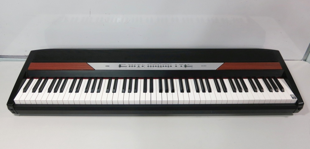 鍵盤/數碼鋼琴 Keyboard/Digital Piano (Korg SP-250)